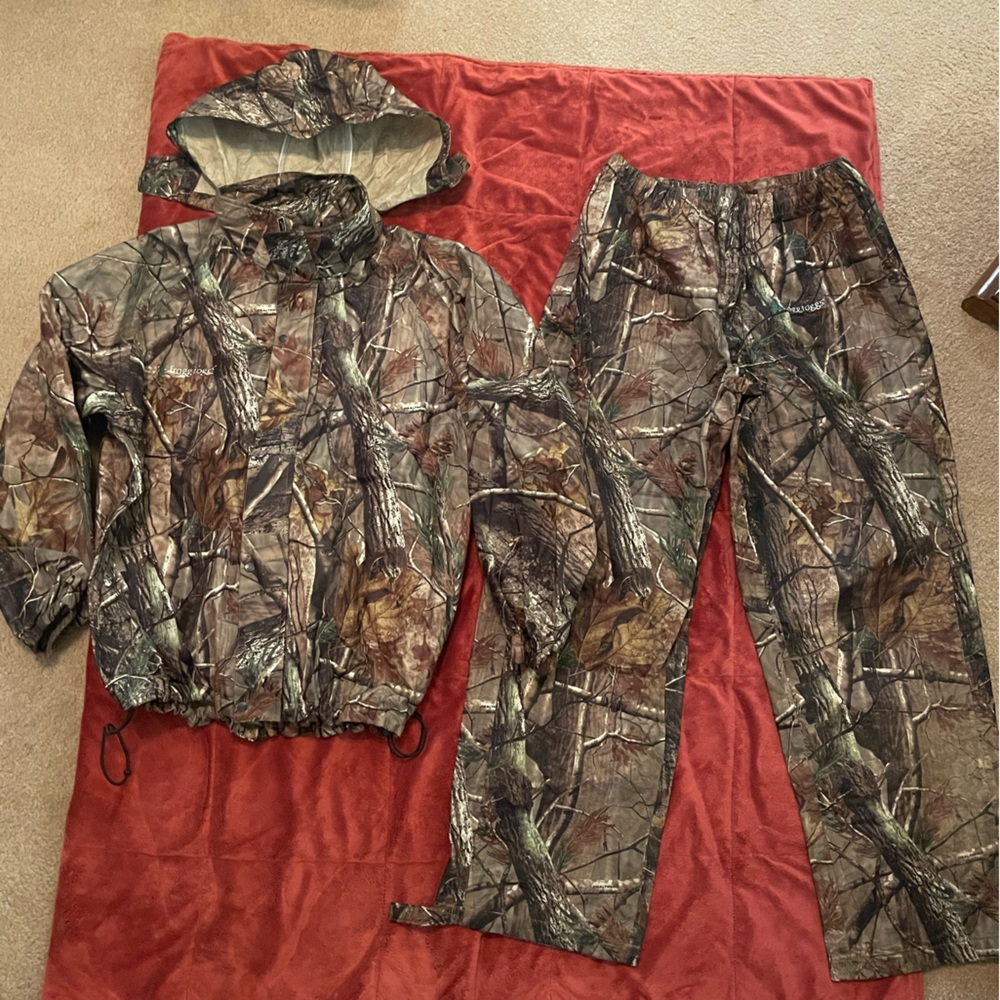 Frogg Togg set Camo Large worn once